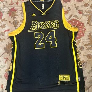 Men’s Kobe Bryant Jersey XXL